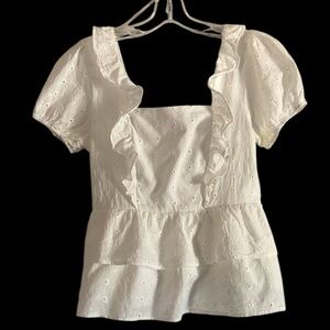 SO Women’s White Eyelet Ruffle Short Puff Sleeve Smocked Blouse Size Medium